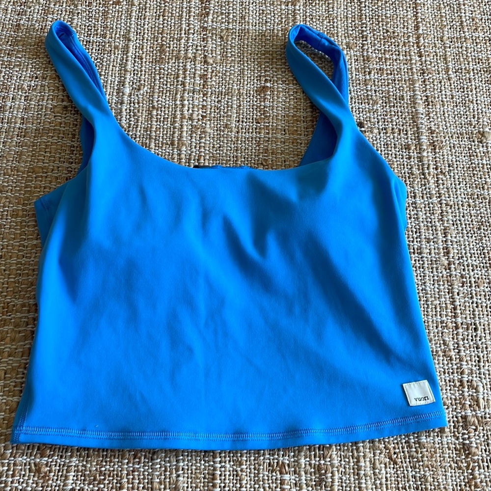 Vuori Crop Top